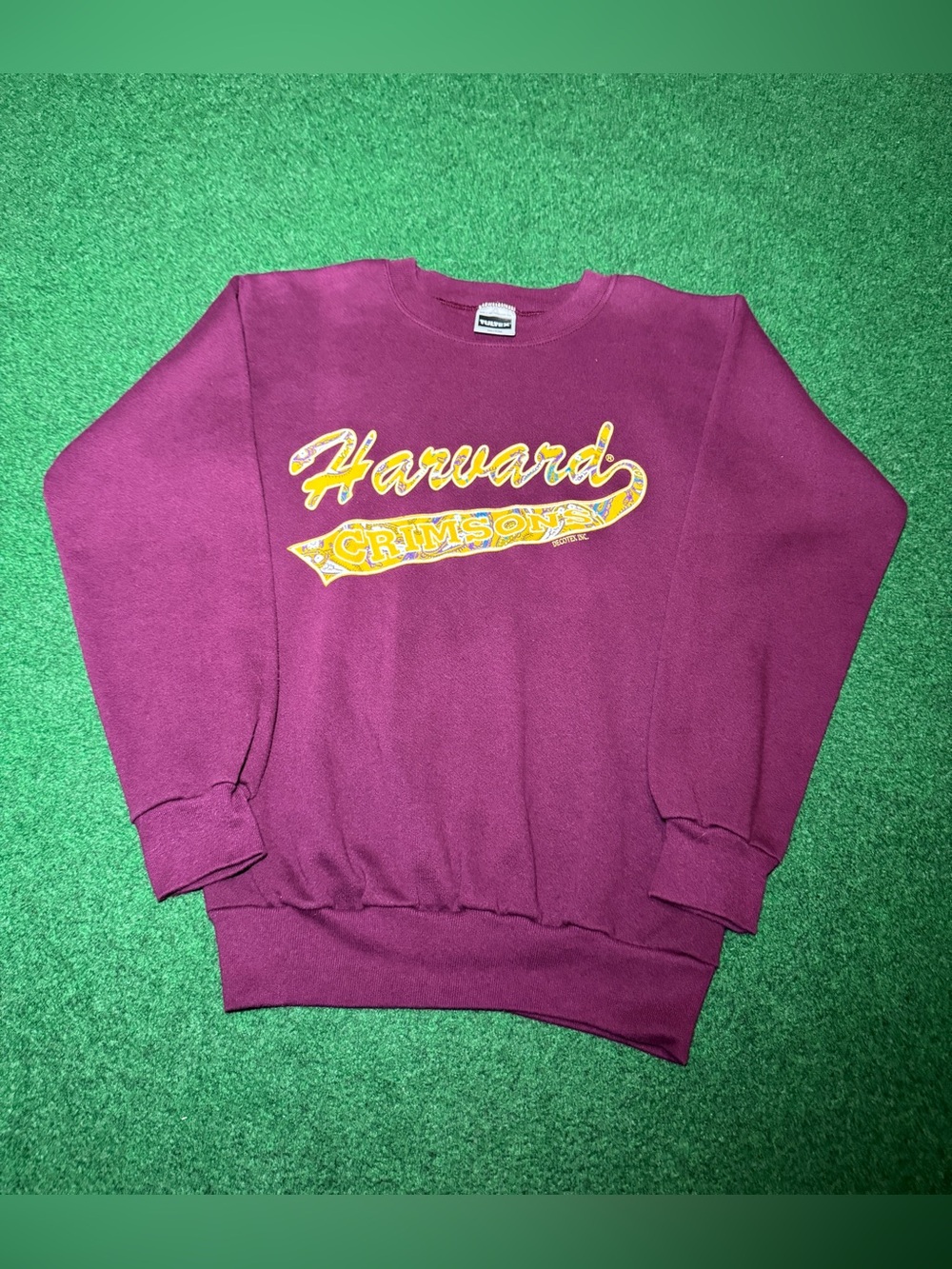 Harvard Crimson Vintage Sweatshirt Medium 90s Crewneck Ivy League Retro 18x27